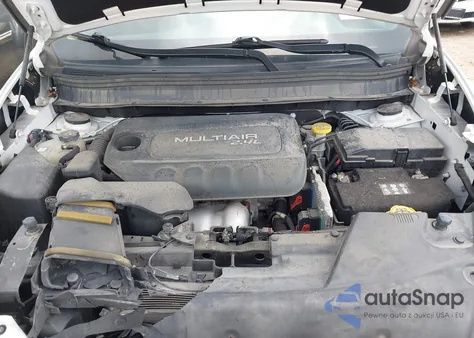 2017 Jeep Cherokee Latitude 4X4 из США, поврежденный, VIN 1C4PJMCB1HD215858